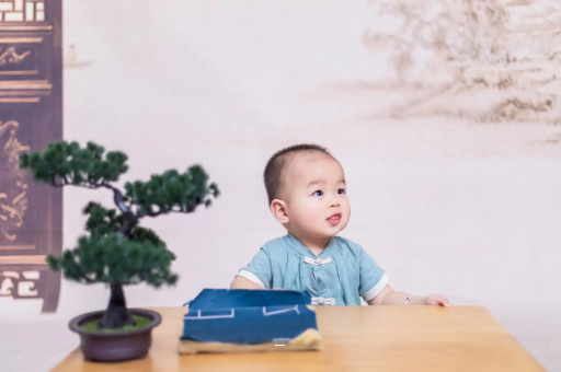 东海孕妇左侧睡不舒服